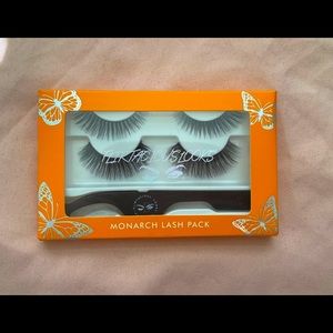 Monarch lash pack